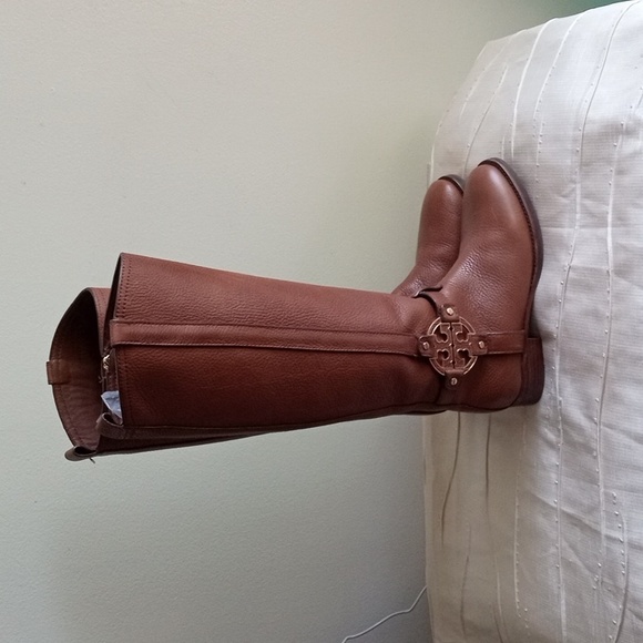 Tory Burch Amanda Boots - Picture 2 of 11